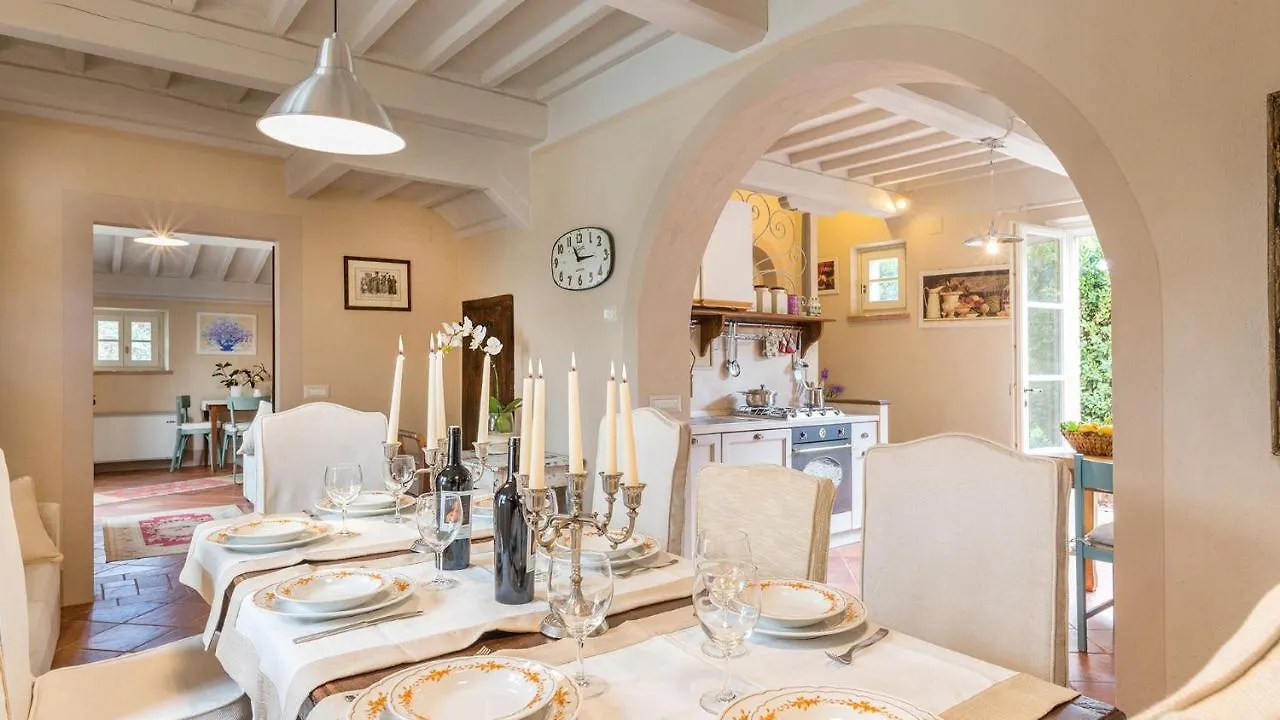 Albachiara 8, Emma Villas Cortona